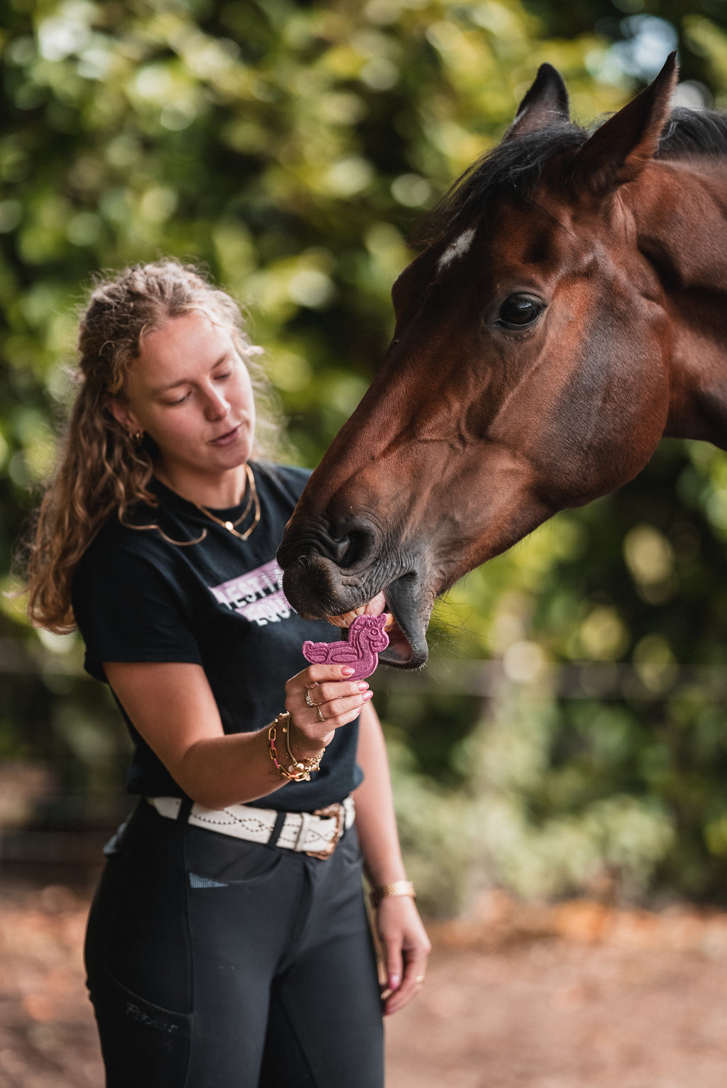TheHorseTea™ -  FloaTea Horse